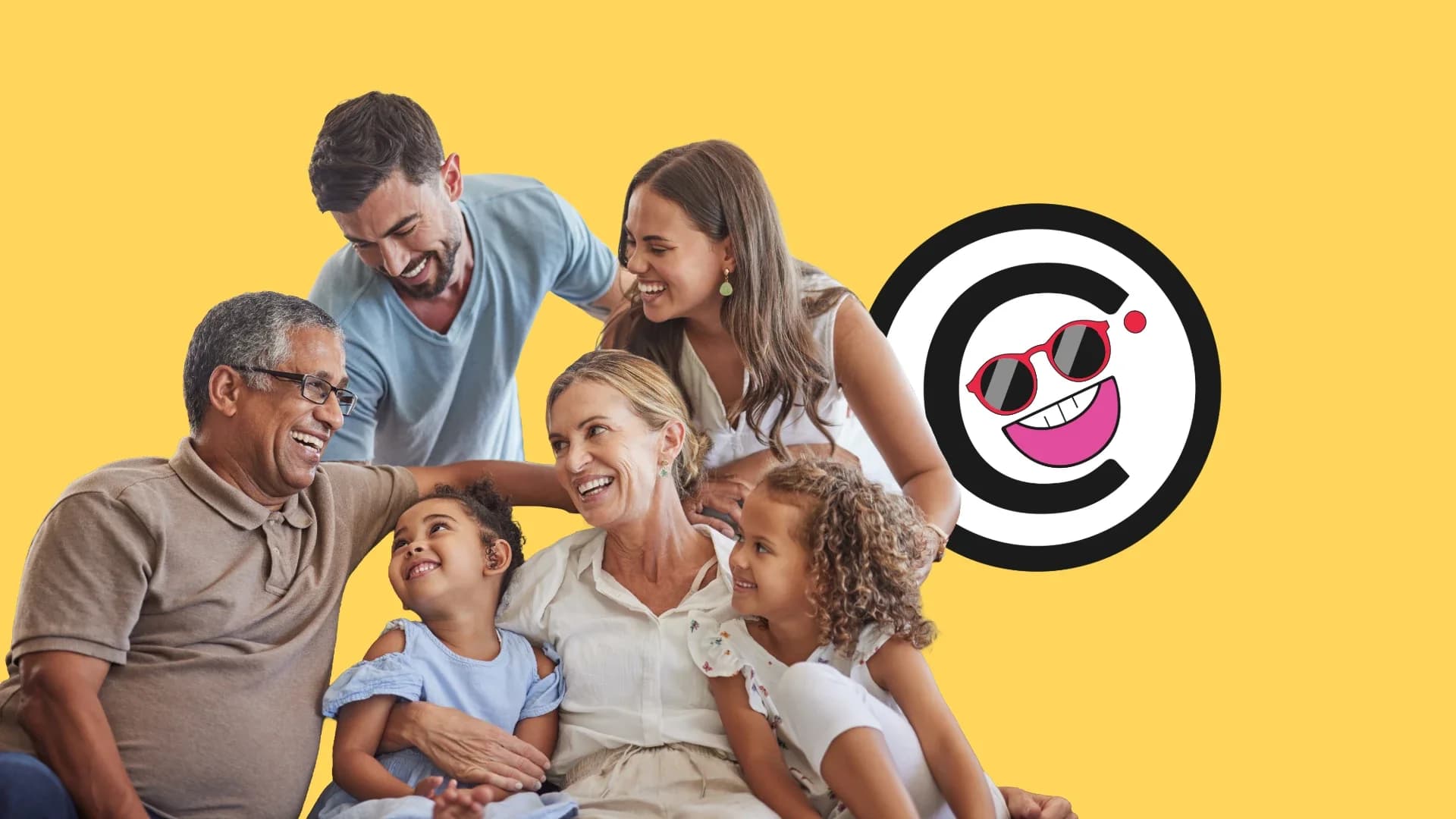 Grupo de personas de diferentes edades compartiendo una actividad juntos