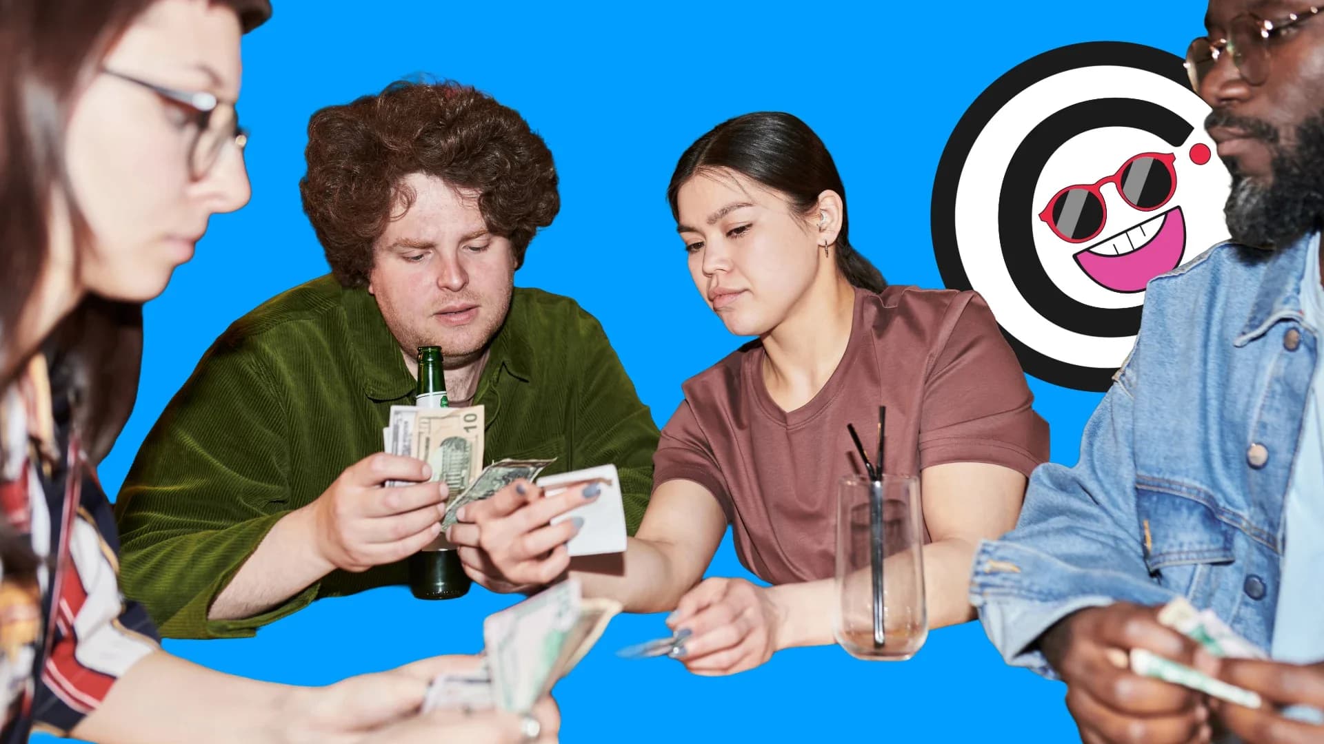 Amigos compartiendo y riendo mientras dividen gastos de forma organizada