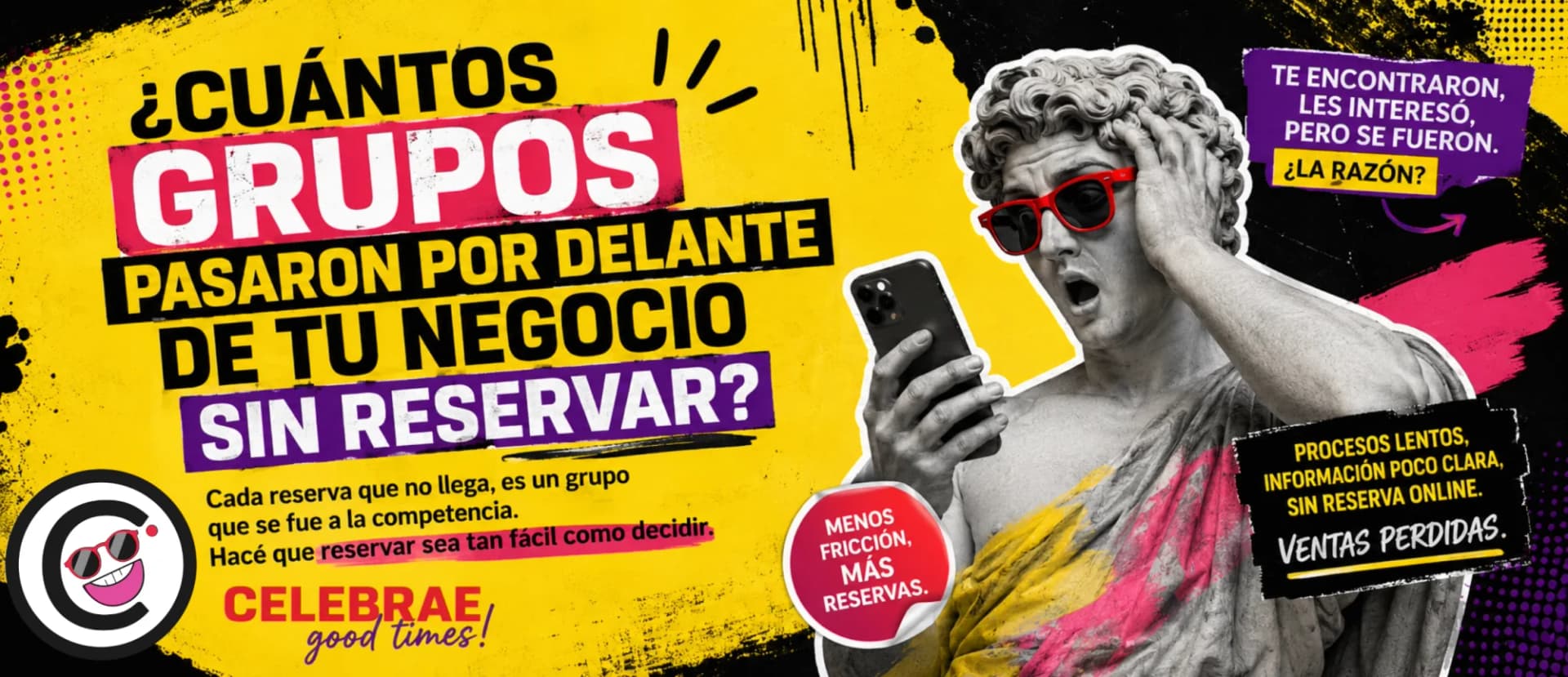 Grupos de personas pasando por delante de un negocio sin reservar