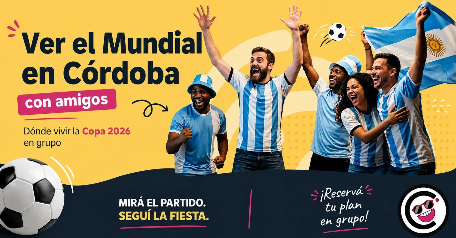 Grupo de amigos celebrando viendo un partido de fútbol del Mundial en Córdoba