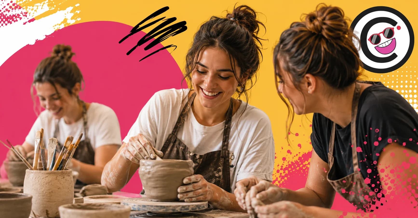 Grupo de personas modelando arcilla en un taller de cerámica en Veranda Deco & Diseño, Córdoba