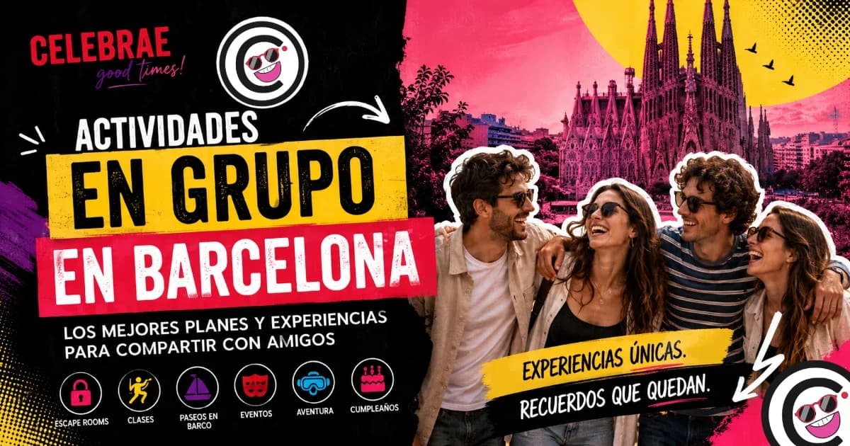 Grupo de amigos disfrutando de una actividad en barco en Barcelona