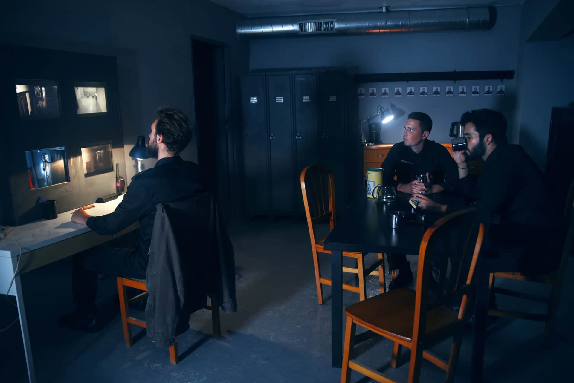 Toma de Control - Escape Room con actores profesionales